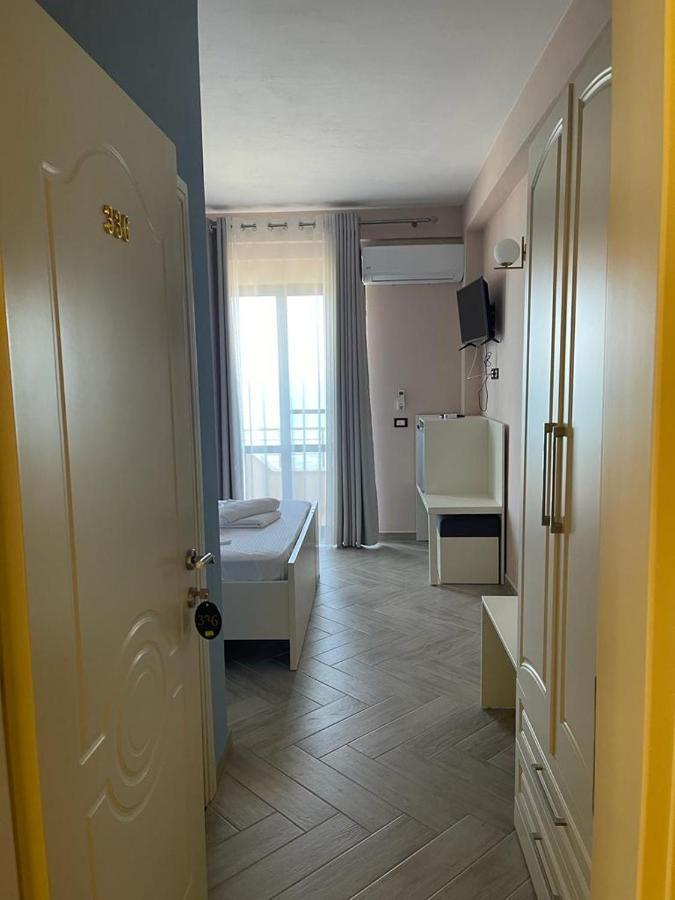 Hotel Ferrara Durres Ngoại thất bức ảnh
