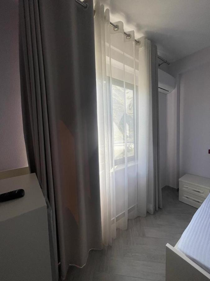 Hotel Ferrara Durres Ngoại thất bức ảnh